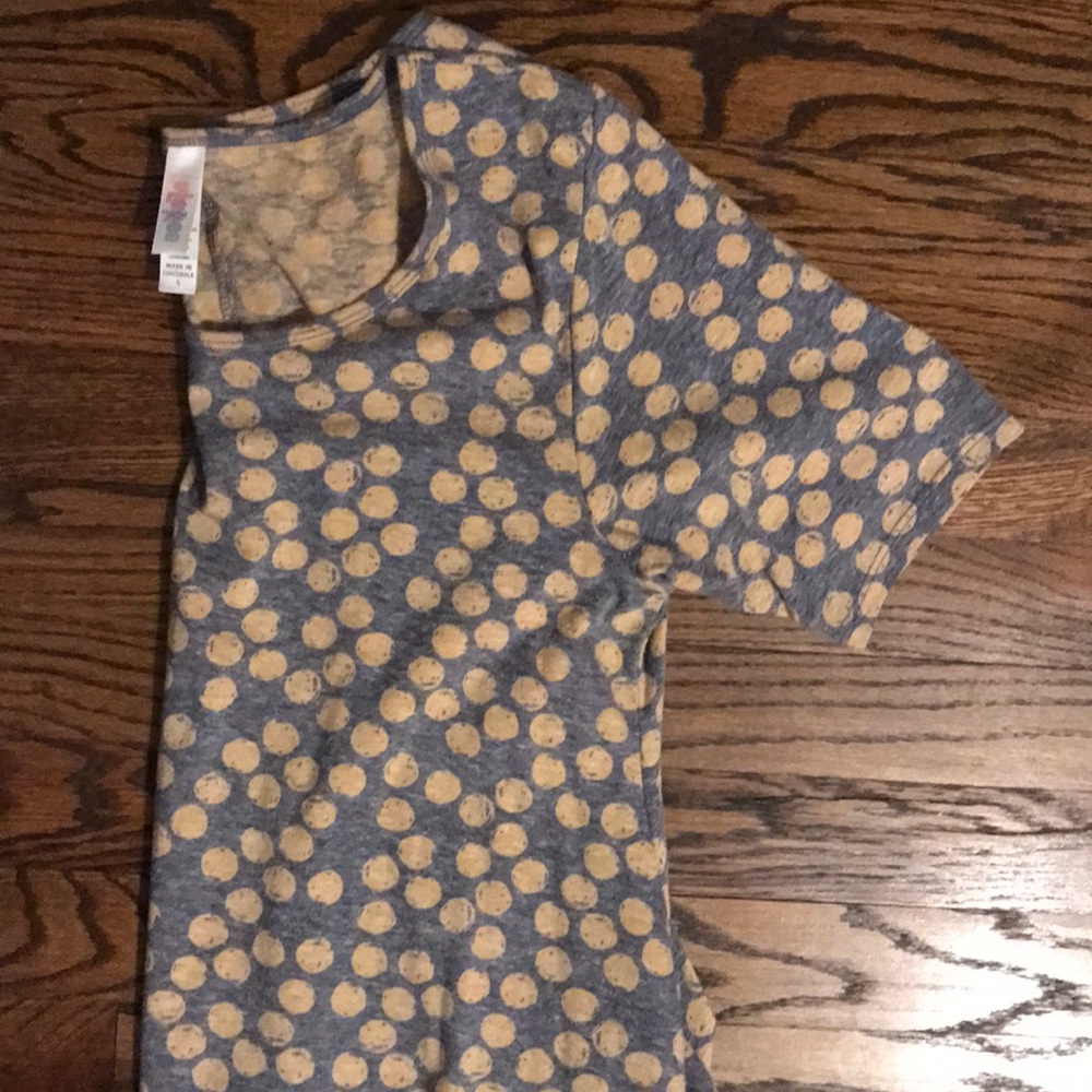Lularoe perfect tee